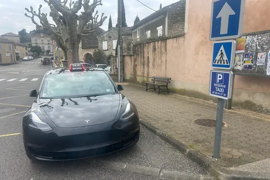 chauffeur taxi tricastin transport toutes distances